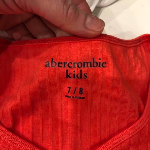 Top - Picture 5 of 7